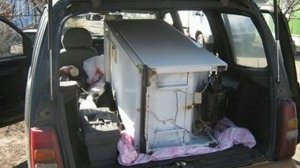 Как безопасно перевезти холодильник, что бы его не повредить