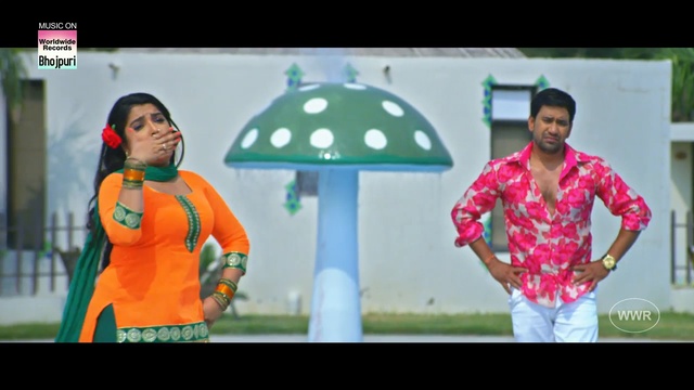 Aawa Ye Fulgena - Dinesh Lal Yadav (Nirahua), Aamrapali Dubey - MOKAMA 0 Km - BHOJPURI HIT SONG - Yo