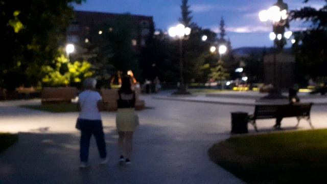 Прогулка в Троицком парке