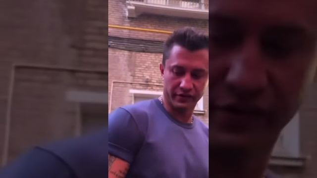 Павел Приличный в сторис у Дарьи Мельниковой смотреть онлайн