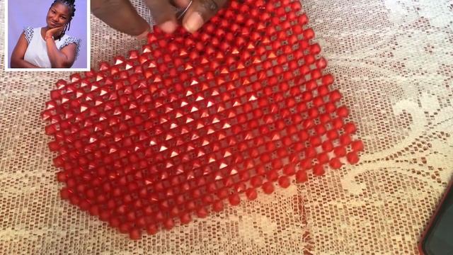 Elegant Heart Shaped Beaded Bag смотреть онлайн