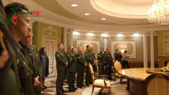 Экскурсия для офицеров БНТУ во Дворец Независимости смотреть онлайн