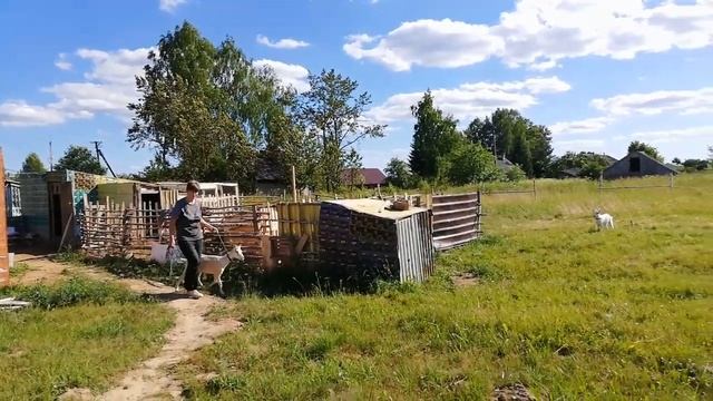 Что подарить на день рождения жене, которая переехала в деревню из города смотреть онлайн