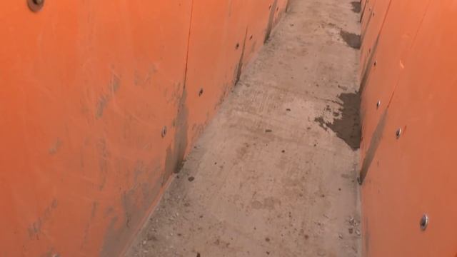 Ленточный фундамент: литьё бетона в землю + несъёмная опалубка из ЭППС (Пеноплэкс) - 2 смотреть онлайн