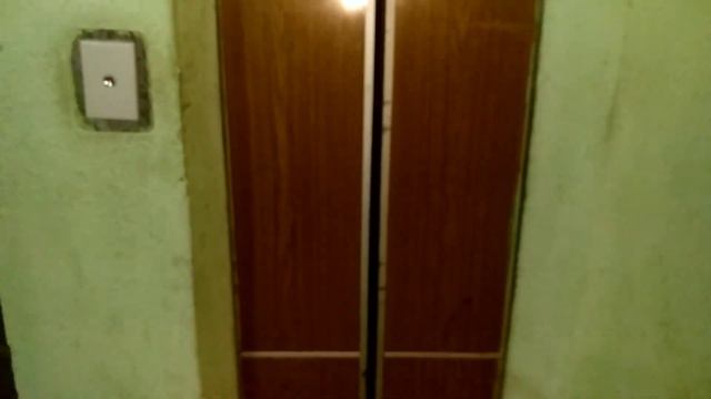 Электрический пассажирский лифт (КМЗ-1977 г.в) V=0,71 м/с, г/п 320 кг (г. Тверь) смотреть онлайн