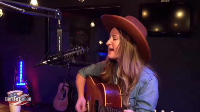 Margo Price - Hurtin' (On The Bottle) смотреть онлайн