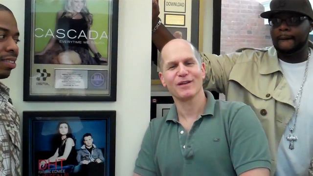 AHMIR signs RECORD DEAL with ROBBINS Entertainment/RED/Sony Music!!!!!!!!! смотреть онлайн