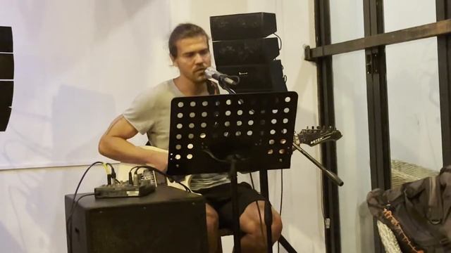 Jukebox Trio - Alone In The Dark (в Мексике)