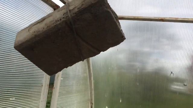 Автоматический проветриватель теплицы - термопривод. Срок эксплуатации уже 8 лет! смотреть онлайн