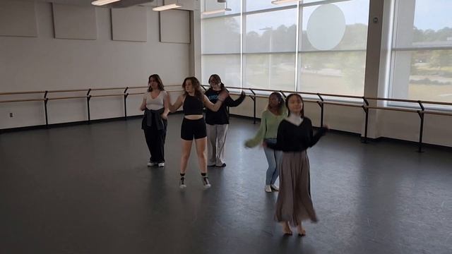 LIKE OOH-AHH [TWICE] смотреть онлайн