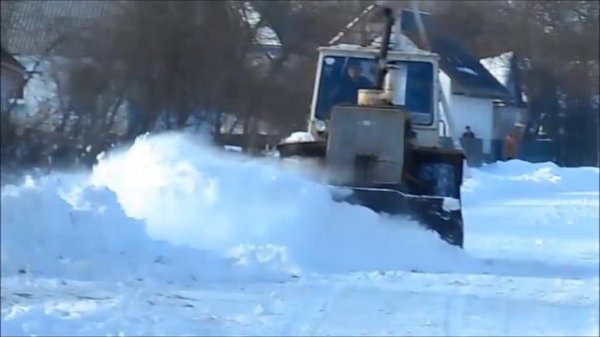 Т-150 Чистим снег.Шполянский район
