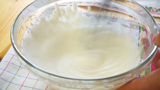 TORTA MOUSSE AL DOPPIO CIOCCOLATO - RICETTA FANTASTICA