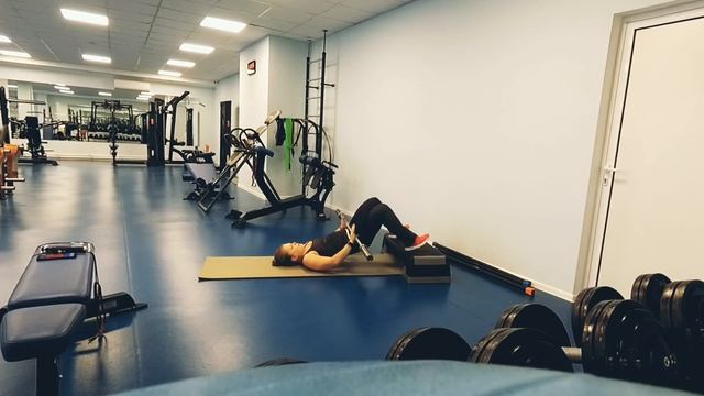 Как девушке сделать подтянутое тело дома. Fullbody. Ягодицы, пресс, руки, сушка смотреть онлайн