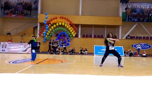школа танцев +для взрослых хип хоп Севастополь, ХИП ХОП СОРЕВНОВАНИЯ КРУТЫЕ ФИШКИ БАЗОВЫЕ ДВИЖЕНИЯ смотреть онлайн