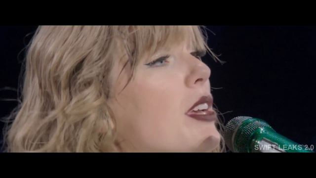 Taylor Swift - dancing with our hands tied # live reputation tour смотреть онлайн