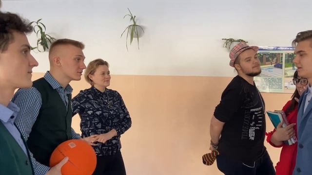 Поздравление одноклассниц с 8 марта смотреть онлайн