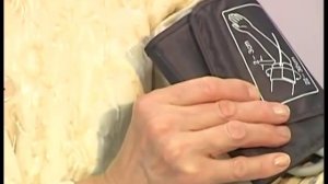 Как правильно измерять как наложить манжету тонометра