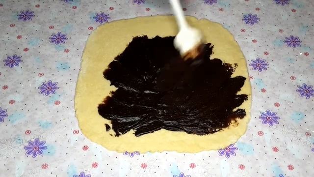 Творожный кранч без дрожжей с шоколадной начинкой из какао смотреть онлайн