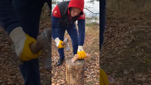 Топор для дачи и дома с ковкой каменный век|Тест топора смотреть онлайн