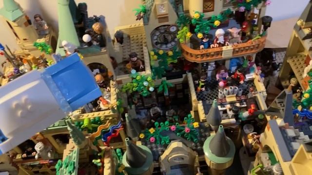 Lego Harry Potter Flying Ford Anglia In Hogwarts School MOC #legomoc #moc #lego #harrypotter #ford