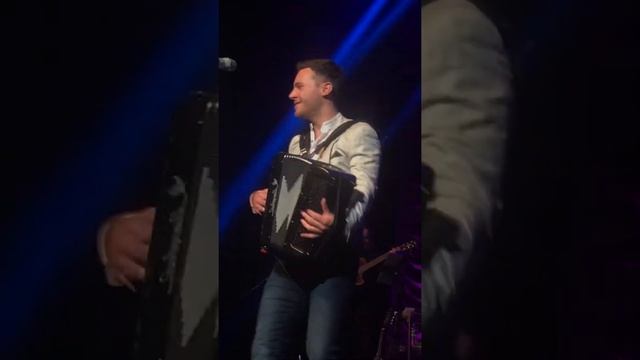 Nathan carter @ millenium forum - galway girl 20/04/2019 смотреть онлайн