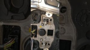 Как снять водительскую подушку на  Форд Мондео 4,Ford Modeo 4.ЕСЛИ ВИДЕО ПОМОГЛА ПОДПИШИСЬ!!!