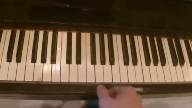 Как легко научиться играть на пианино "Макс Корж-Мотылек". смотреть онлайн