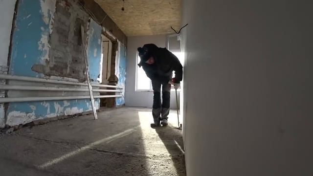 Заливка пола \ Новый вход на кухню \ Ремонт продолжается смотреть онлайн