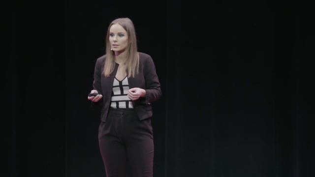 How nanoparticles could change the way we treat cancer | Joy Wolfram смотреть онлайн
