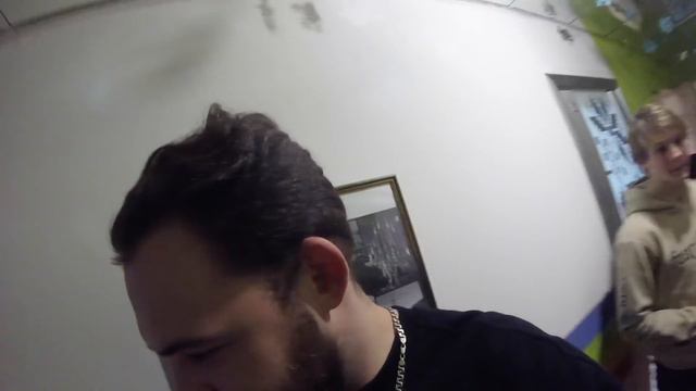 VLOG: ХОСТЕЛ. ЗАСЕЛЕНИЕ. ЖИЗНЬ БЕЗ ДЕНЕГ смотреть онлайн