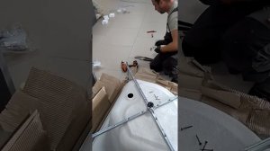 Сборка душевого поддона Тритон