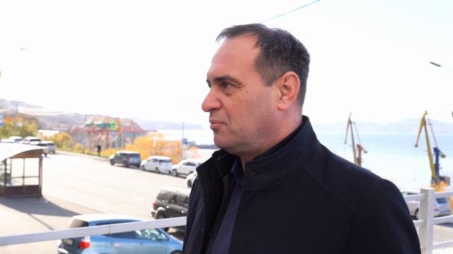 Александр Шаповалов - ремонт межквартальных проездов в Завойко смотреть онлайн