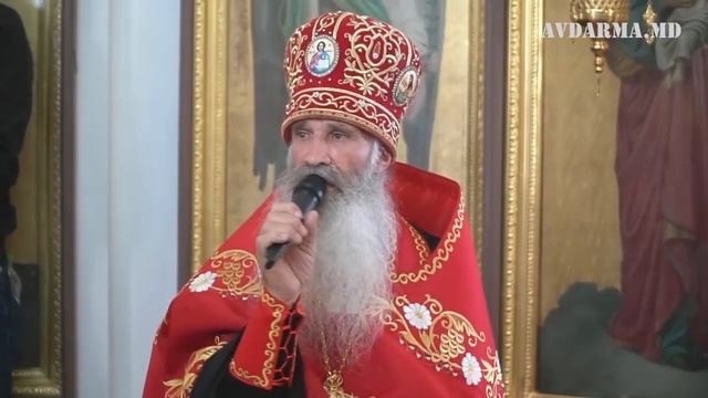 В Авдарму привезены частица пояса Богородицы, частица животворящего креста и мощи почитаемых святых смотреть онлайн