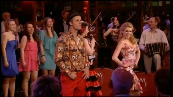 La camisa negra. Перевод. Субтитры