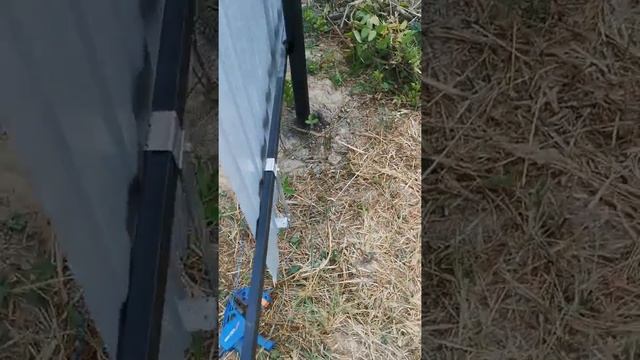 Самодельные помощники для крепления профлиста на забор