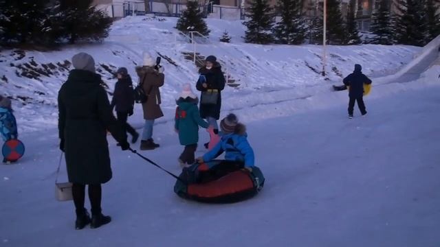 Поздравление с Новым 2021 годом Главы АМР Федоровского района Насретдинова В.Ф. смотреть онлайн