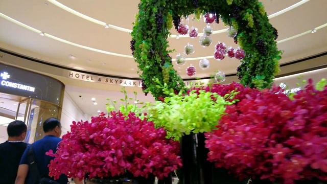 Singapore Food Tour 2023 | Marina Bay Singapore | Best Food Courts in Marina Bay смотреть онлайн