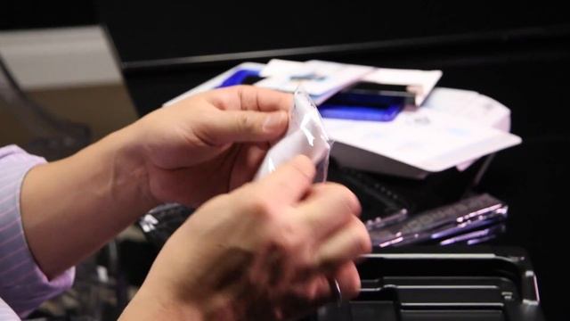 Unboxing and Installation - Lifeproof Nuud Case - iPad mini Cases смотреть онлайн
