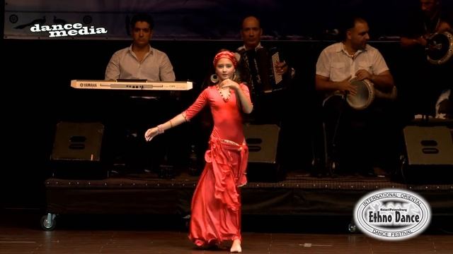 Darya Moroz Ethno Dance 2015 смотреть онлайн