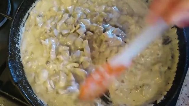 Тонкие блины на минеральной воде