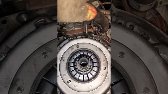 Как правильно установить диск сцепления смотреть онлайн