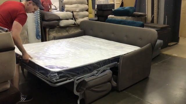 Какой диван выбрать в маленькую квартиру, квартиру-студию? Есть ответ! смотреть онлайн