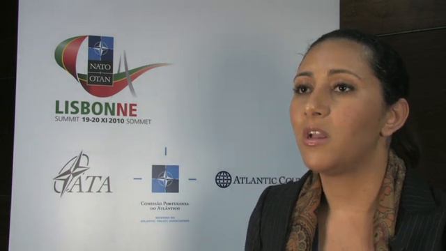 Mona El Hamdani at 2010 Young Atlanticist Summit смотреть онлайн
