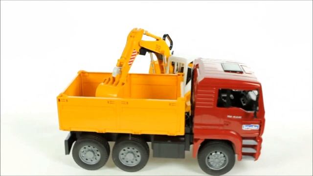 Самосвал MAN с экскаватором 02751 Bruder (Брудер) смотреть онлайн