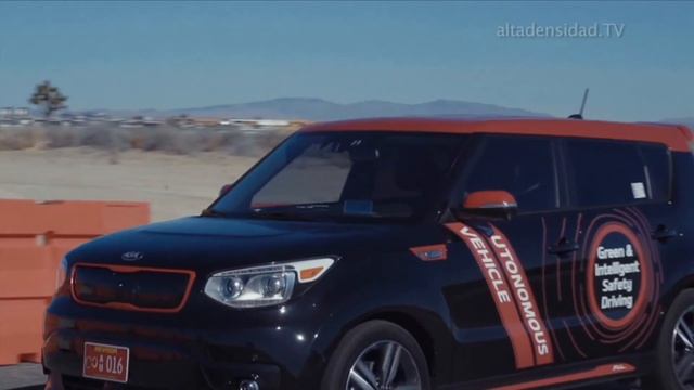 KIA presentó su tecnología Drive Wise para carros autónomos смотреть онлайн