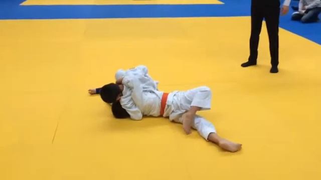 А лучик первым места в дзюдо смотреть онлайн