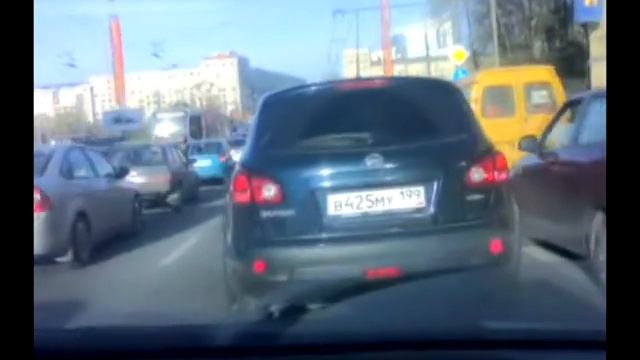 лучи поноса Ниссан-Кашкаю.mpg смотреть онлайн