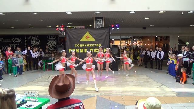 Студия эстрадного танца «Виктория» (старший состав) - Spring Dance Fest 2018 смотреть онлайн
