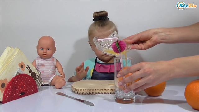 ✔ Baby Born. Рецепт Апельсинового сока для Куклы. It`s an orange juice recipe for a doll. Серия 7 ✔ смотреть онлайн