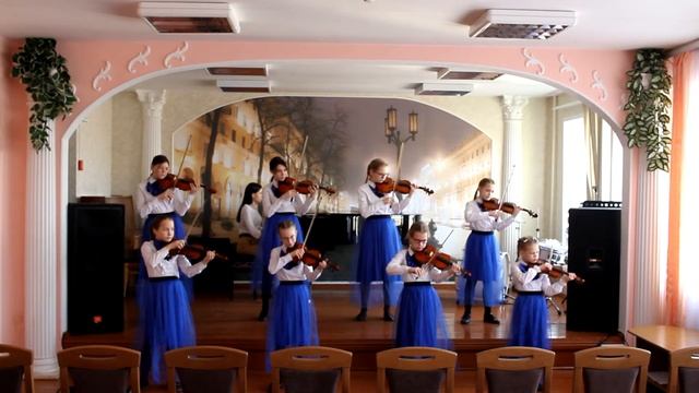 Ансамбль скрипачей "Тутти". М.Таривердиев "Ноктюрн" смотреть онлайн